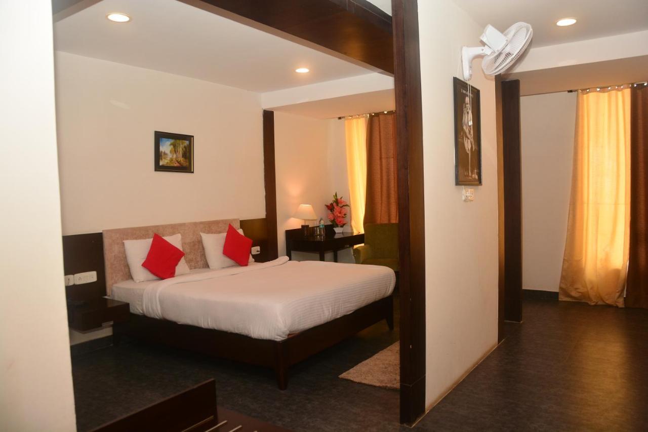 Sai Sharnam apartamentos con servicio Shirdi Exterior foto